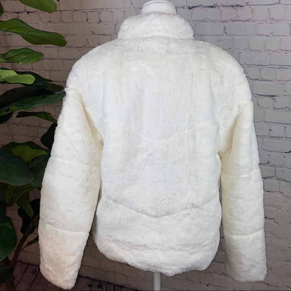 Faux Fur Ivory Full Zip With High Neck Jacket NWOT - Picture 4 of 4